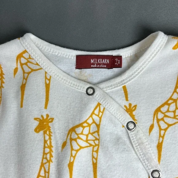 Milkbarn Gold Giraffes Organic Cotton Knit Snap Front Footie Size 3-6M - Picture 3 of 10